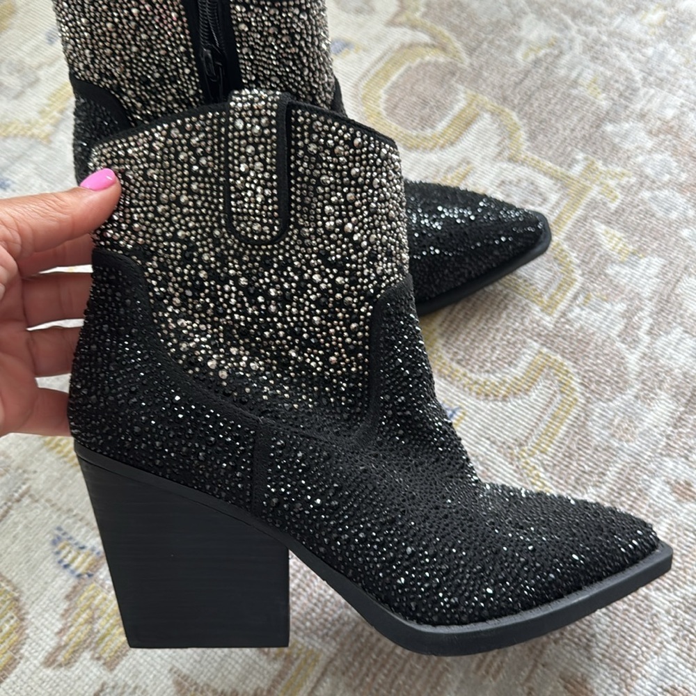 NEW VERY G WOMEN'S MAYA FASHION BOOTIES - SNIP TOE Size 8